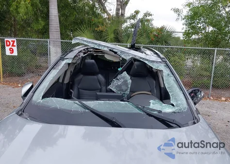 2019 Toyota Rav4 Xle Premium from USA, damaged, VIN JTMC1RFV6KD008309